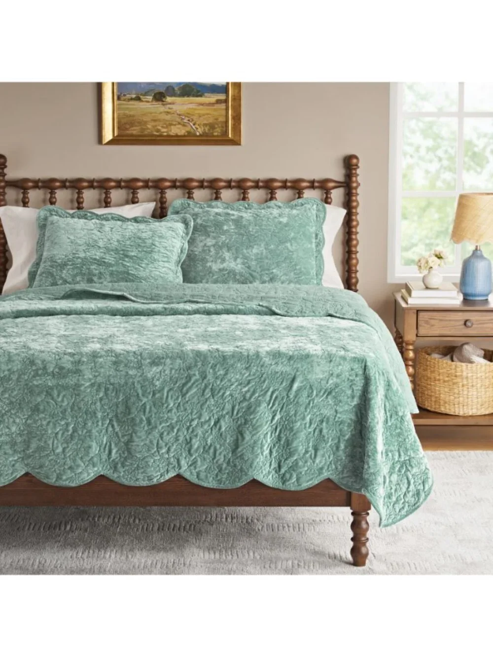 The Pioneer Woman Home Green River Cottage Eloise Floral 100% Poly Velvet Quilt